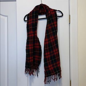 Plaid scarf